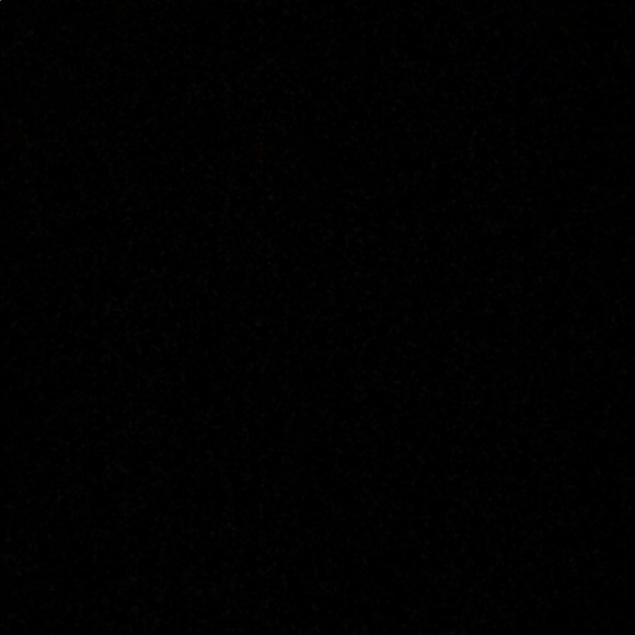 Meet your Posher, Dominique - Picture 1 of 1